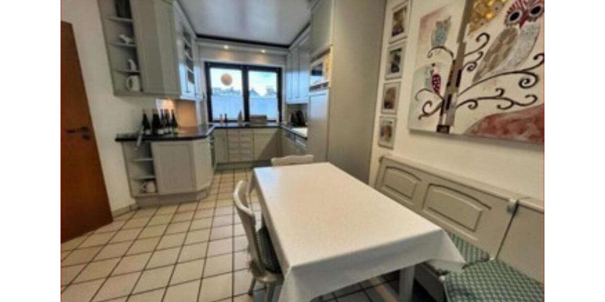 Großzügiges Haus mit Traumgarten in sehr guter Lage von Marl 7 zimmer