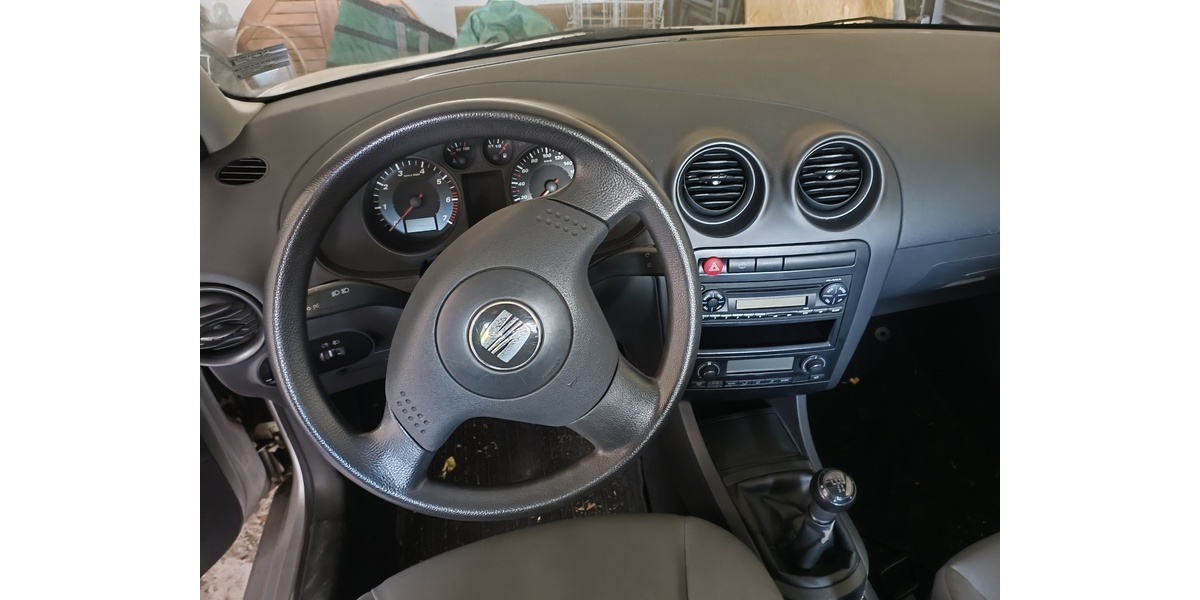 Seat Ibiza 143 km 650 &euro; Recklinghausen 45657