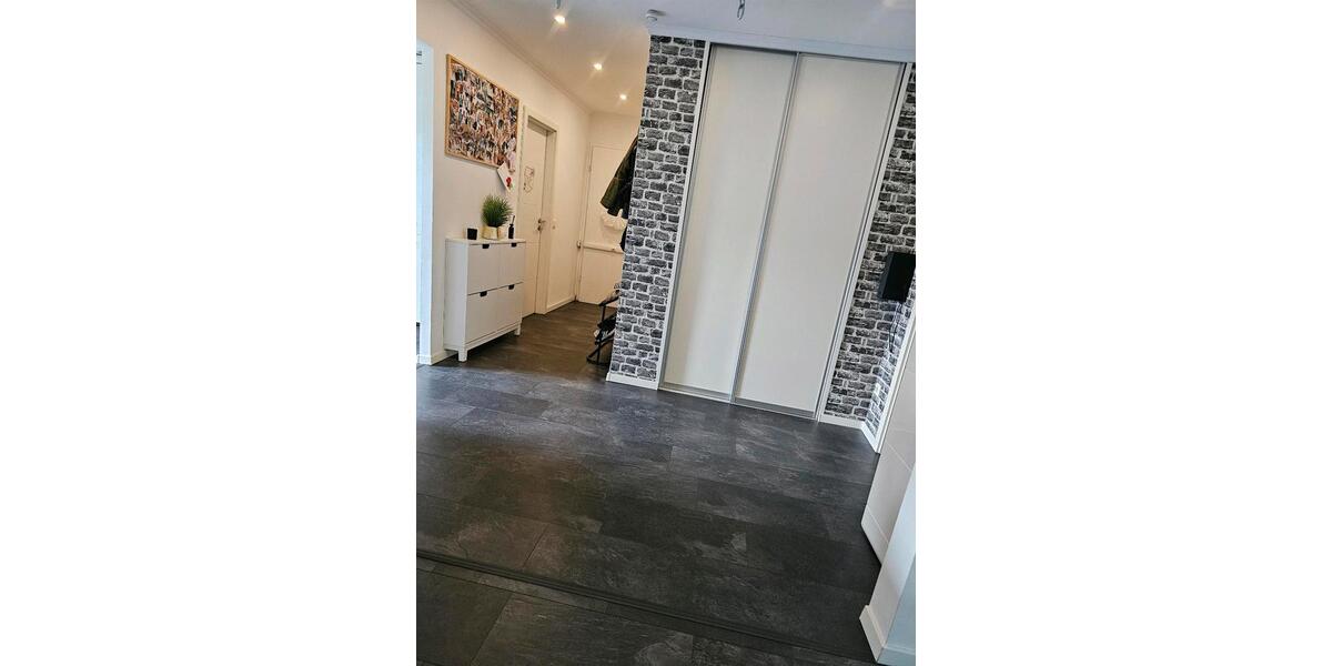 Etagenwohnung Erkrath - 3.5 Zimmer, 83 m&sup2;, 240.000&euro; | Angebot:27443426