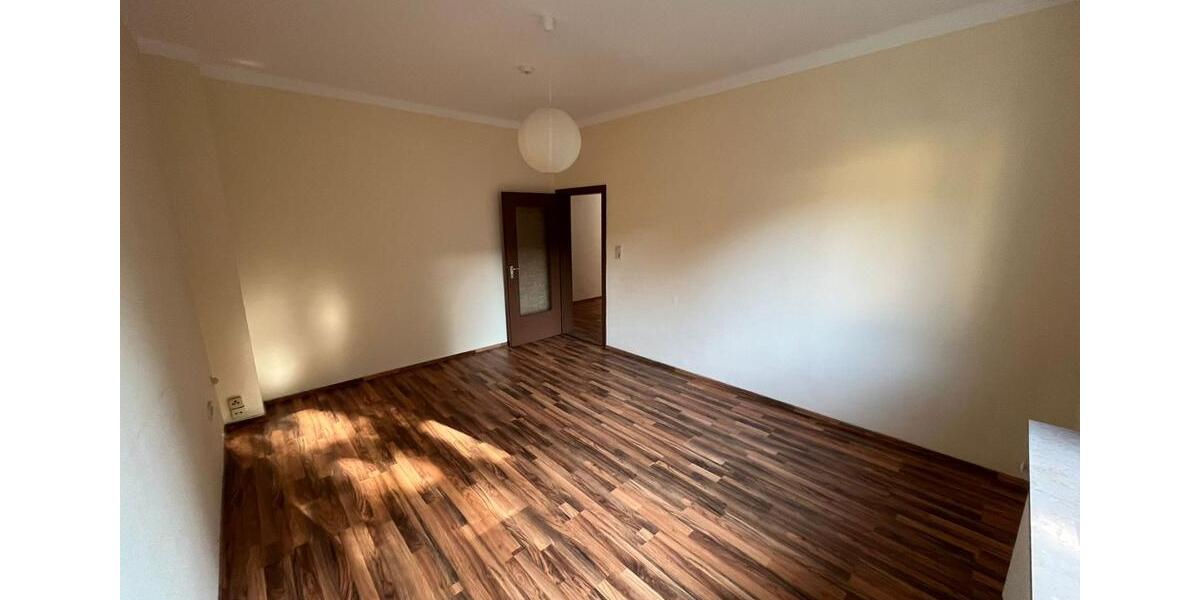 Schöne 3 Zimmer Wohnung in DU-Rheinhausen, 2.OG mit Balkon 3 zimmer