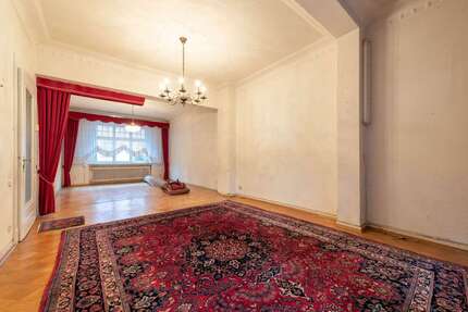 Haus zum Kaufen in Essen Kettwig 669.000 € 150 m² 7 zimmer