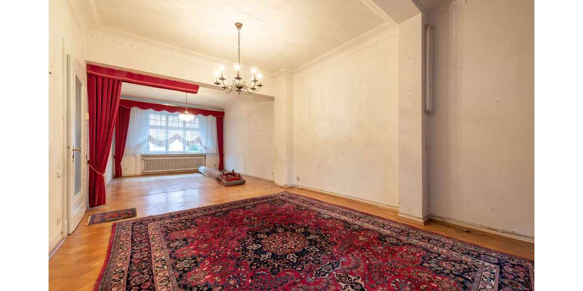 Haus zum Kaufen in Essen Kettwig 669.000 € 150 m² 7 zimmer