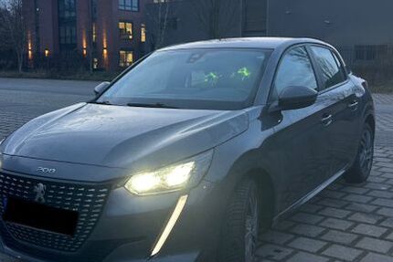 Peugeot 208 50.000 km 14.000 &euro; Hattingen 45527