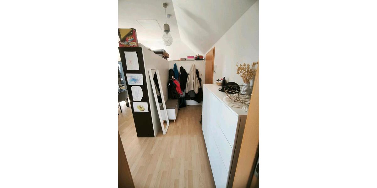 Dachgeschoßwohnung Dinslaken Lohberg - 3.5 Zimmer, 84 m&sup2;, 714&euro; | Angebot:26415664
