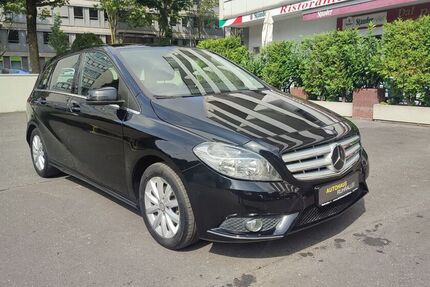 Mercedes B 180