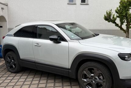 Mazda MX-30 18.000 km 16.000 € Recklinghausen 45659