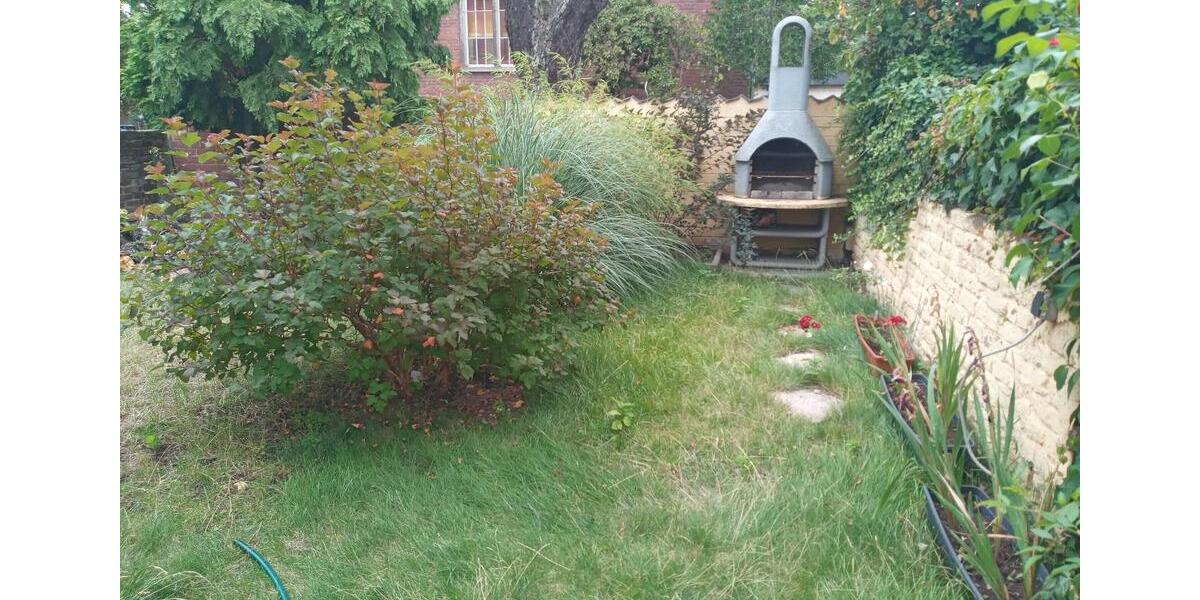 Reihenhaus Duisburg Essenberg - 9 Zimmer, 207 m&sup2;, 250.000&euro; | Angebot:24774566