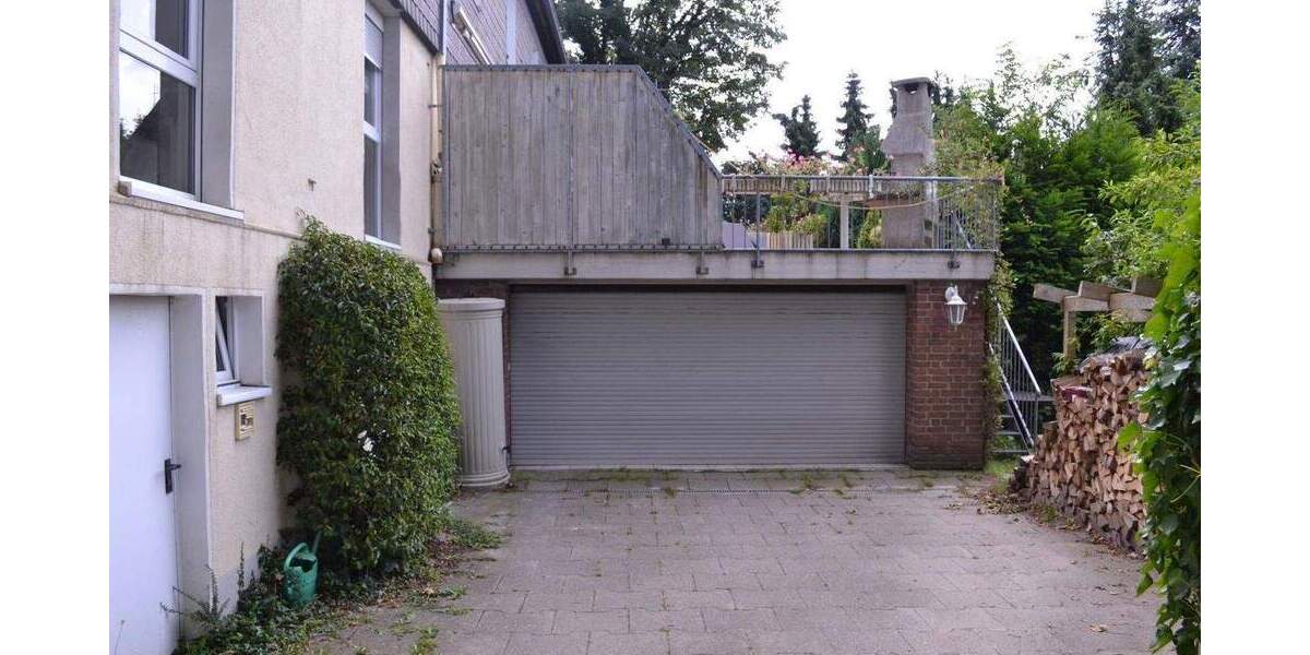 Bezugsbereites EFH mit vermieteter Einliegerwohnung 9 zimmer