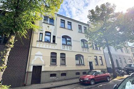 Wohnung Essen Frintrop - 5 Zimmer, 126 m&sup2;, 900&euro; | Angebot:23950973