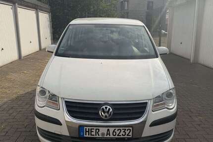 VW Touran 88.000 km 3.300 &euro; Herne 44623