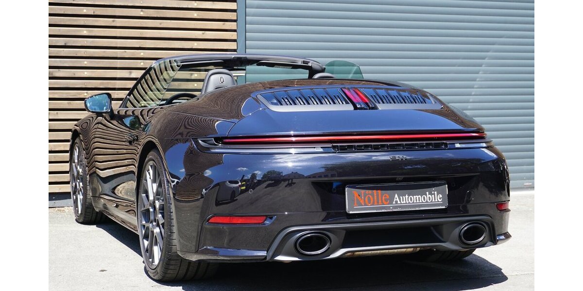 Porsche 992 Carrera S Matrix Bose Carbon HA-Lenk NP209t 5.890 km 172.400 &euro; Wuppertal 42327