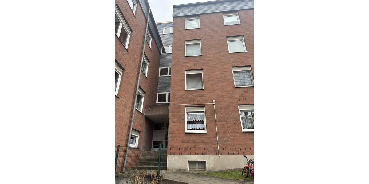Dachgeschoßwohnung Recklinghausen Berghausen - 2.5 Zimmer, 66 m&sup2;, 481&euro; | Angebot:25657183