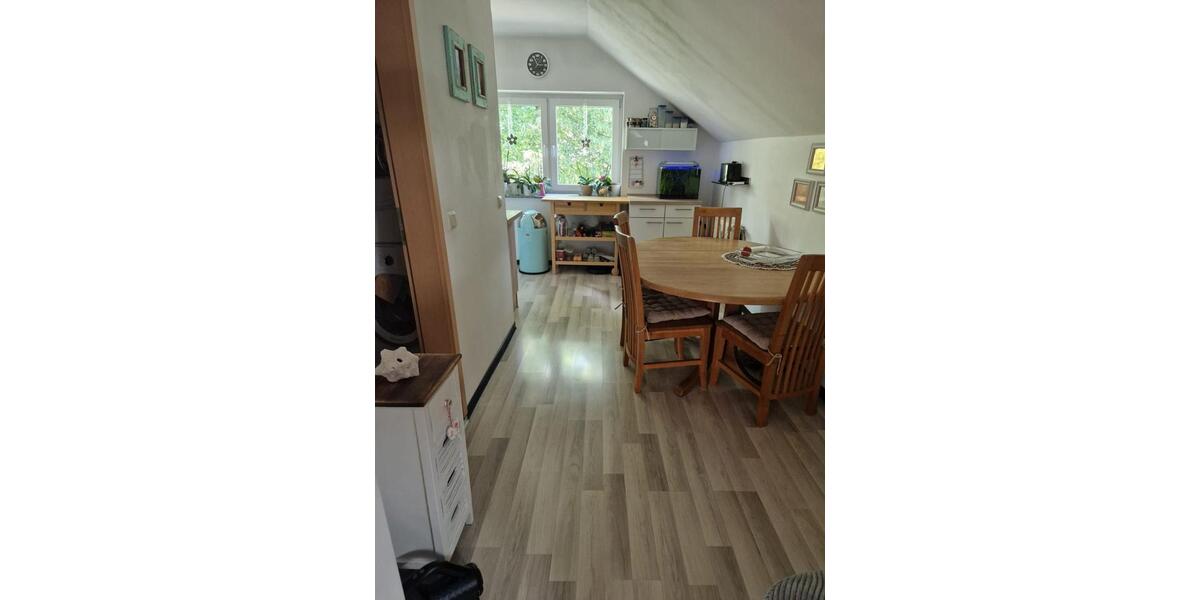 2 Zimmer -Dachgeschosswohnung 2 zimmer