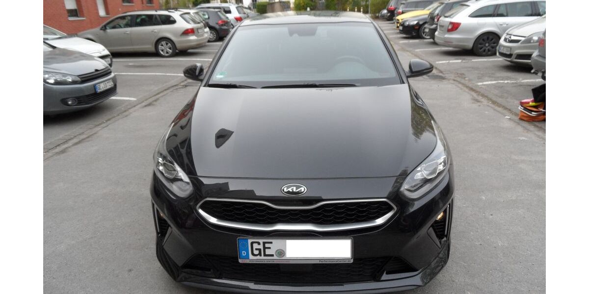 Kia ceed / Ceed 33.659 km 22.999 &euro; Gelsenkirchen 45883