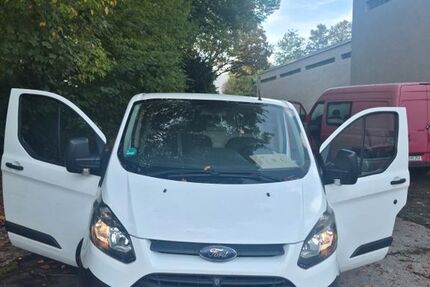 Ford Transit Custom 184.000 km 5.500 &euro; Essen 45276