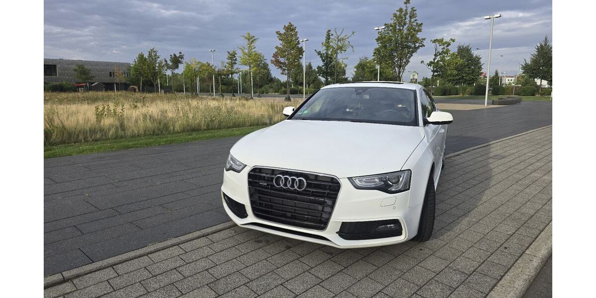 Audi A5 205.000 km 14.200 &euro; Essen 45147