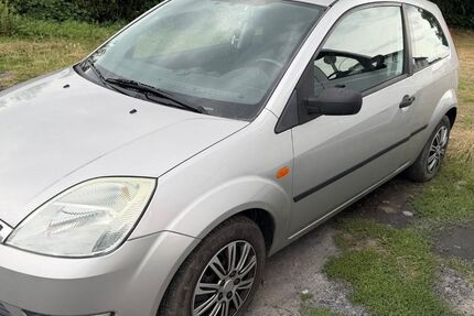 Ford Fiesta 110.718 km 2.100 &euro; Witten 58453