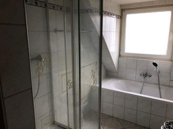 Etagenwohnung Gelsenkirchen Horst - 4 Zimmer, 85 m&sup2;, 700&euro; | Angebot:25682803