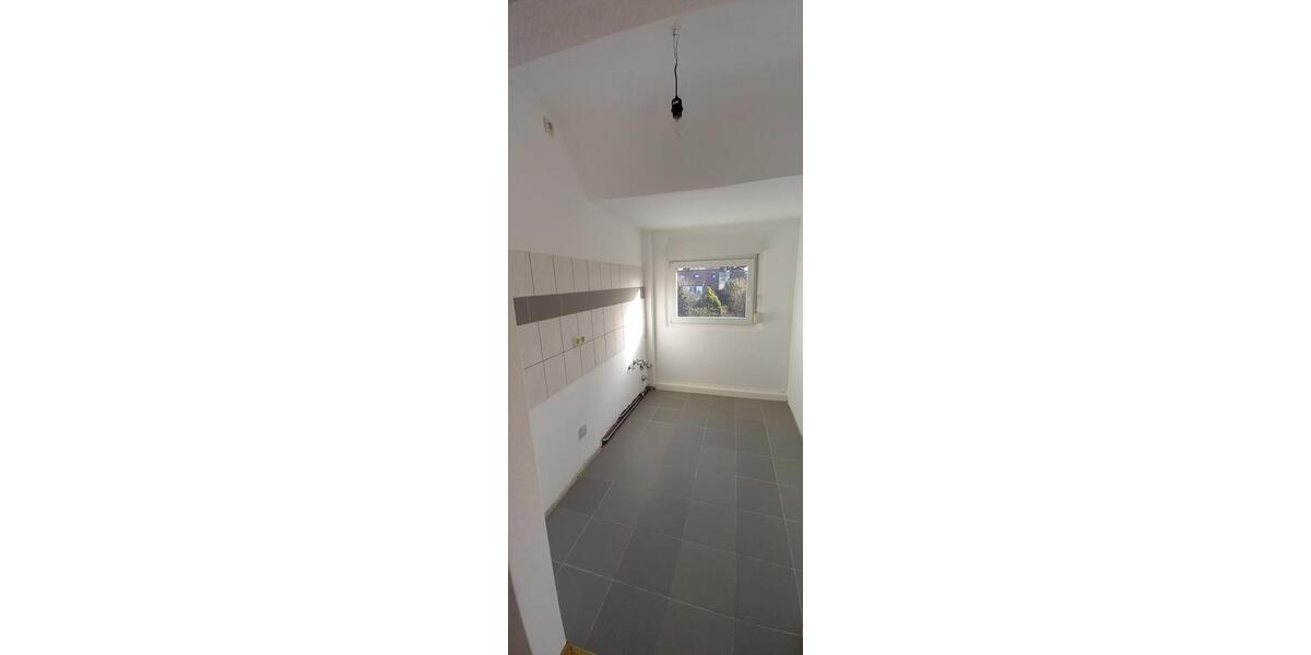 Dachgeschoßwohnung Oberhausen Biefang - 2.5 Zimmer, 48 m&sup2;, 350&euro; | Angebot:25873054