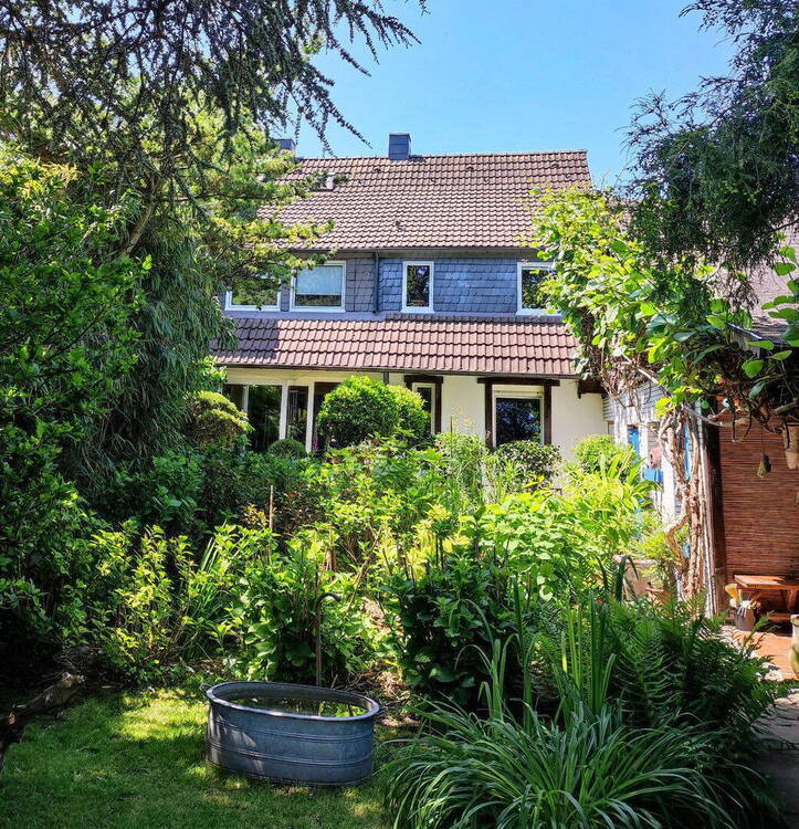 Von privat ohne Makler: Traumhaftes Zuhause mit Gartenparadies in ruhiger Siedlung von Herne-Süd