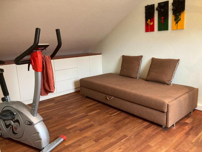 Gepflegtes Einfamilienhaus mit PV-Anlage & Garage in Meerbusch