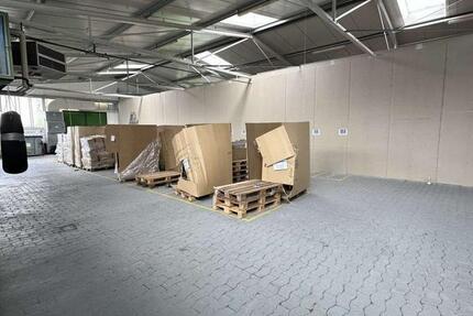 Schöne geräumige Lagerhalle in Moers wird neu vermietet.. zimmer