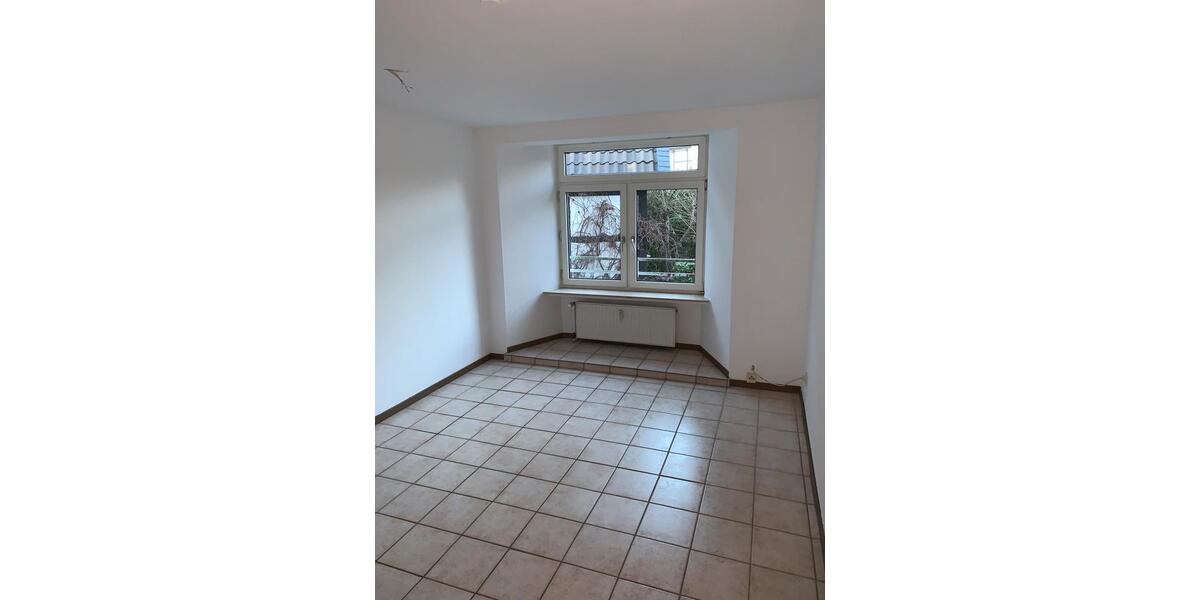 Etagenwohnung Hattingen - 3.5 Zimmer, 82 m&sup2;, 780&euro; | Angebot:26456090