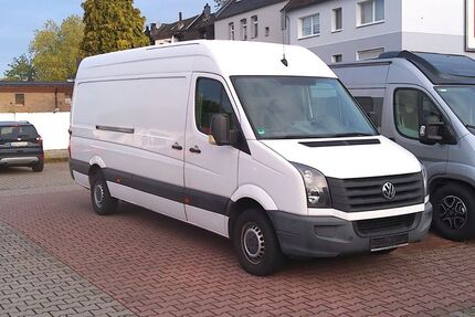 VW Crafter 121.000 km 11.940 &euro; Oberhausen 46117