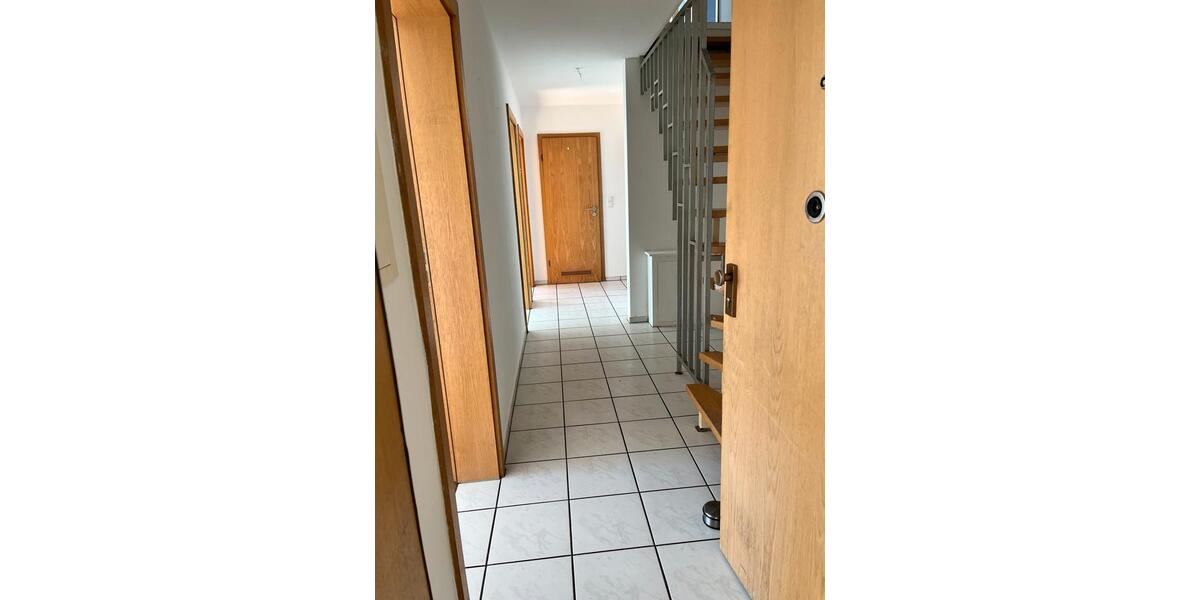 Maisonettenwohnung Duisburg Walsum - 5 Zimmer, 105 m&sup2;, 1.370&euro; | Angebot:26409251