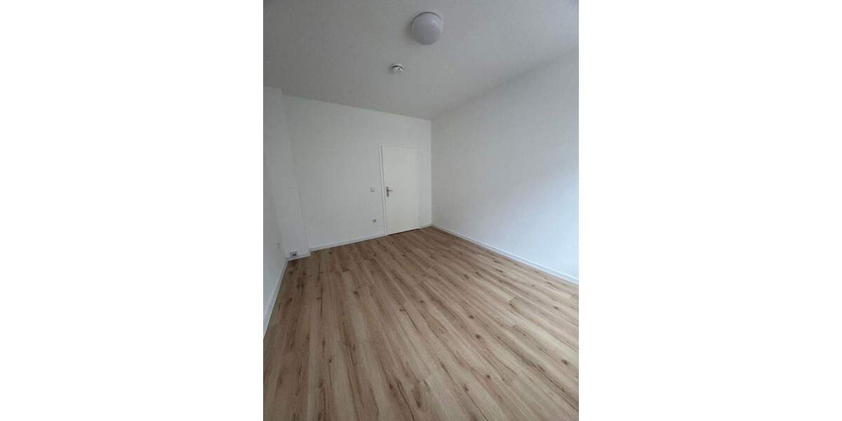 Erstbezug nach Renovierung - stilvolle 3,5 -Zimmer-Wohnung 3 zimmer