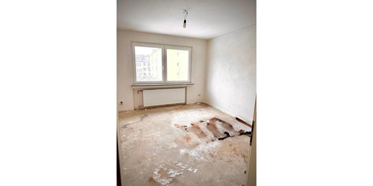 Etagenwohnung Duisburg Rheinhausen - 3 Zimmer, 130 m&sup2;, 900&euro; | Angebot:25131168