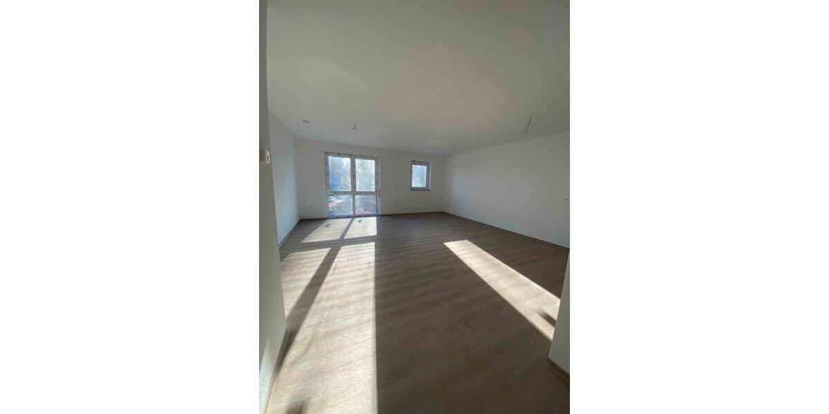 Erdgeschoßwohnung Essen Stadtbezirk VI - 2.5 Zimmer, 70 m&sup2;, 794&euro; | Angebot:26377385