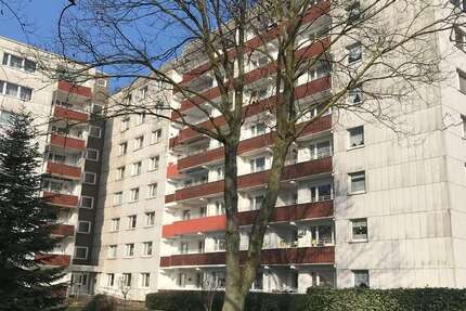 Wohnung zum Kaufen in Duisburg 72.000 € 61 m²