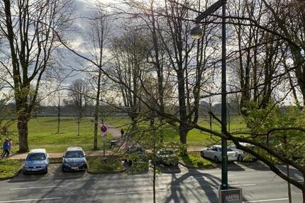 RHEINFRONT CECILIENALLEE - ERDGESCHOSS MIT TERRASSE - 3 Schlafzimmer, Parket zimmer