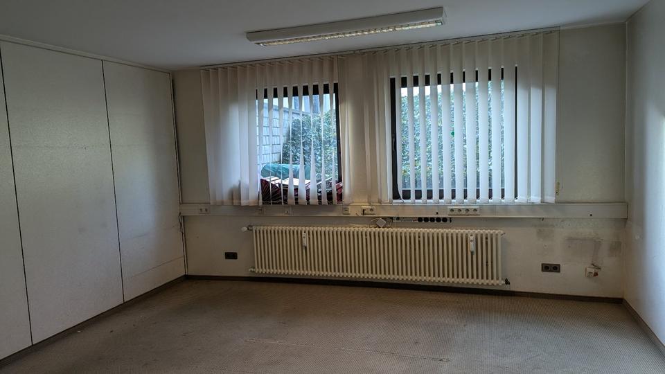 Büro ca. 25 qm mit WC zu vermieten zimmer