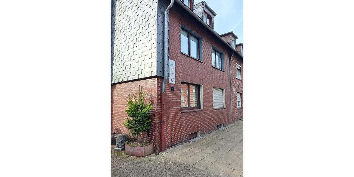 Wohnung etwa 90qm zu vermieten ab Mai 2026 2 zimmer