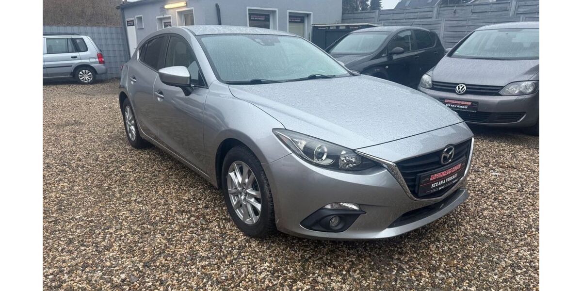 Mazda 3 120.098 km 10.790 &euro; Herten 45701