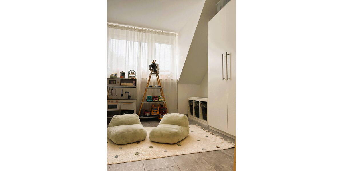 Etagenwohnung Essen-Haarzopf Haarzopf - 4 Zimmer, 112 m&sup2;, 449.000&euro; | Angebot:26527530