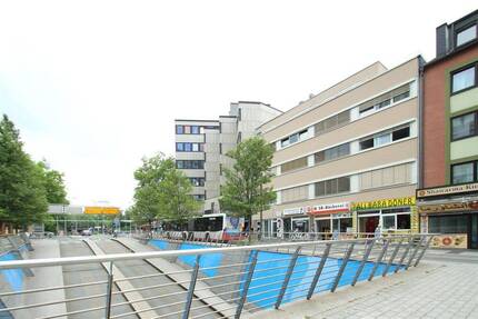2 Zimmer - renoviert - zentrale Lage