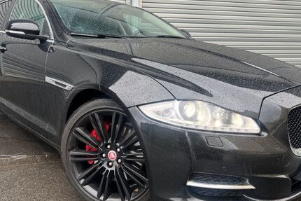 Jaguar XJ 135.779 km 18.900 &euro; Wuppertal 42285