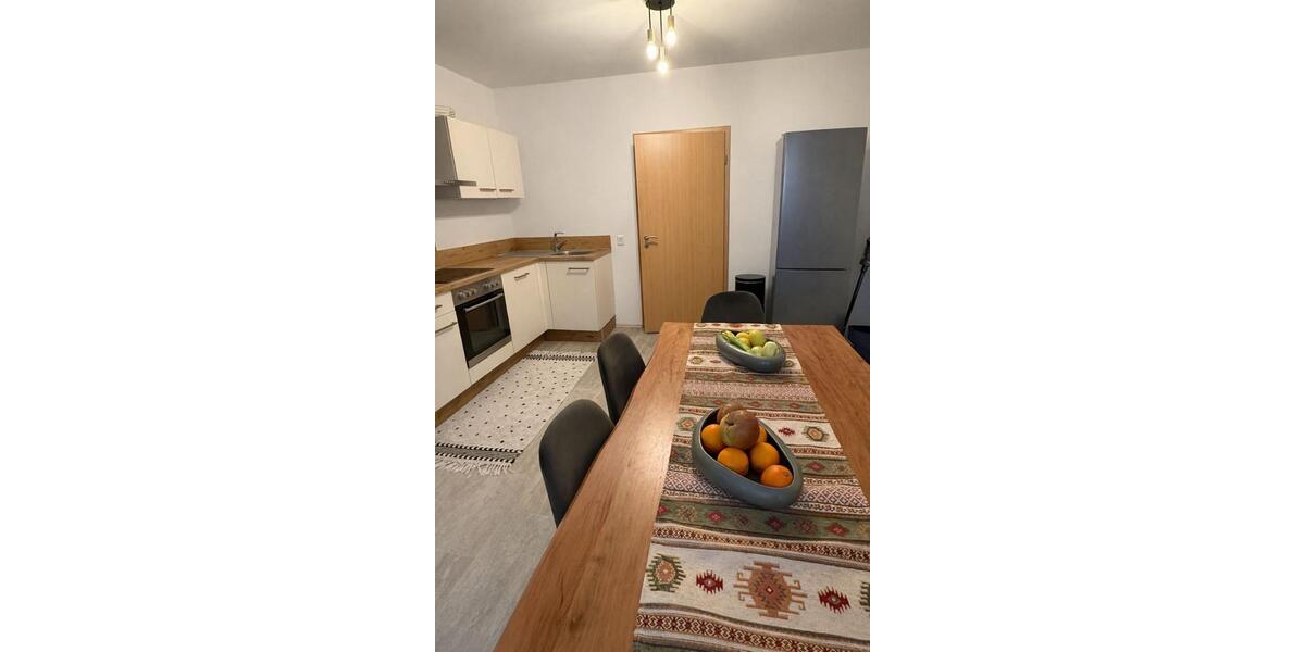3-Zimmer-Dachgeschosswohnung mit großer Wohnküche in ruhiger Lage 3 zimmer