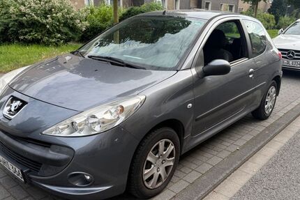 Peugeot 206 87.205 km 2.499 &euro; Duisburg 47138