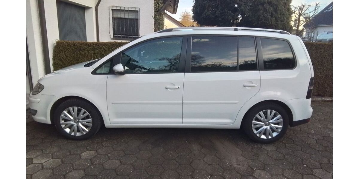 VW Touran 162.000 km 9.000 &euro; Wetter 58300
