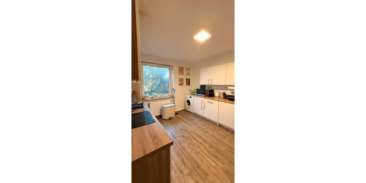 Schöne renovierte 2-Zimmer Wohnung zu vermieten. 2 zimmer