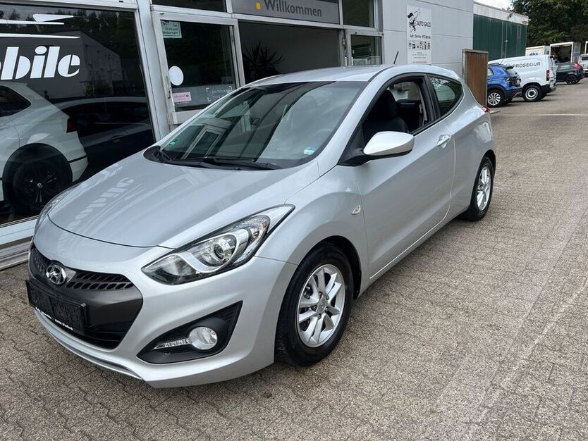 i30