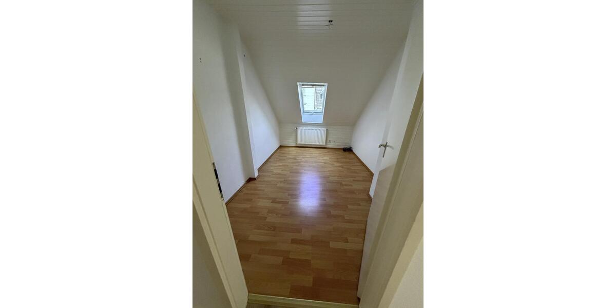 Etagenwohnung Wuppertal Gemarkung Langerfeld - 4 Zimmer, 99 m&sup2;, 220.000&euro; | Angebot:27467550