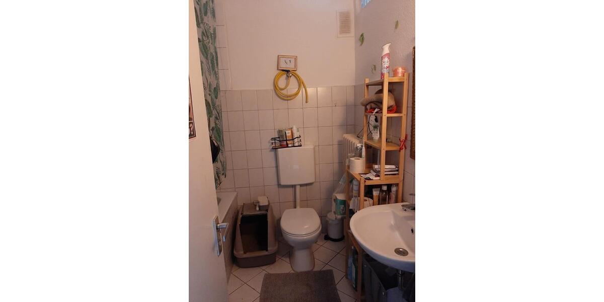 Etagenwohnung Essen Stadtkern - 3 Zimmer, 77 m&sup2;, 940&euro; | Angebot:24785438