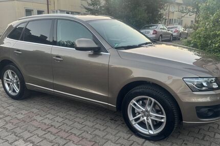 Audi Q5 266.000 km 6.900 &euro; Mülheim /Ruhr 45476