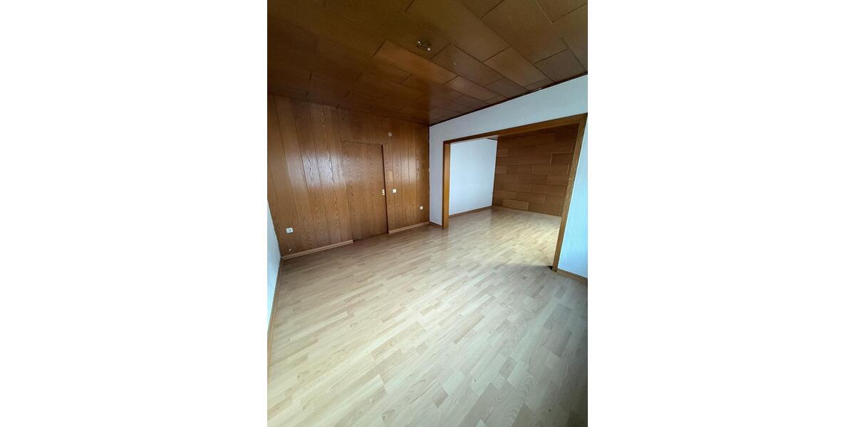 Großzügige 3,5-Zimmer-Wohnung in zentraler Lage von Bochum-Watten 3.5 zimmer