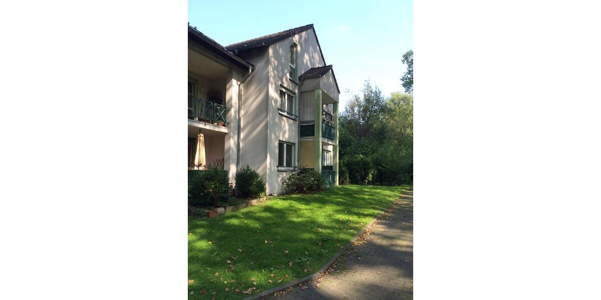 Bei VIVAWEST die Sonnenstrahlen auf dem eigenen Balkon genießen. 2.5 zimmer